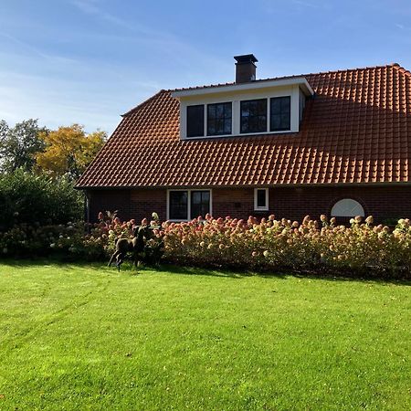 Bed & Breakfast Hoeve Happiness - Ontbijt Inbegrepen - Wellness Aanwezig ฟัวร์เธาเซอ ภายนอก รูปภาพ