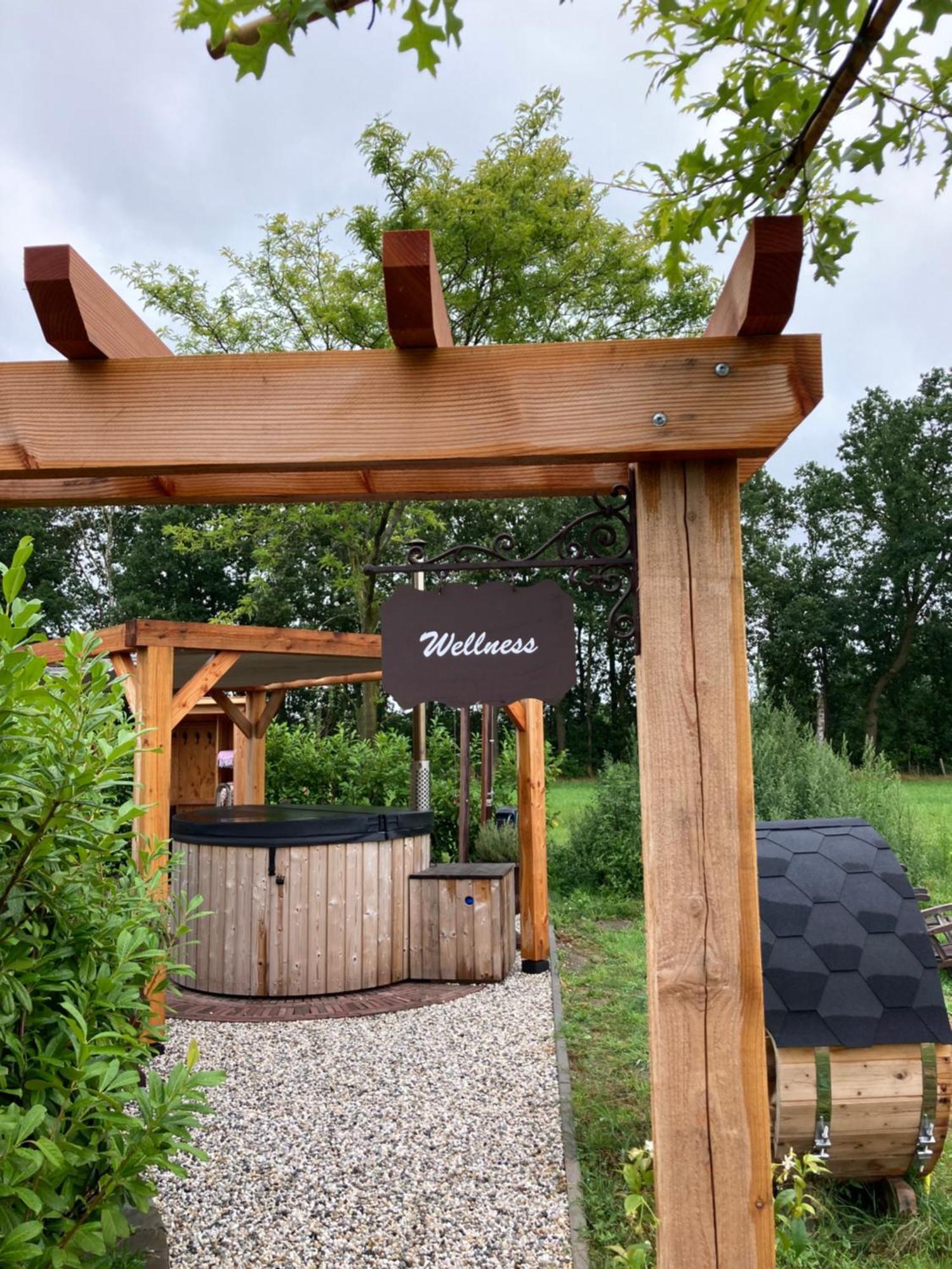 Bed & Breakfast Hoeve Happiness - Ontbijt Inbegrepen - Wellness Aanwezig ฟัวร์เธาเซอ ภายนอก รูปภาพ