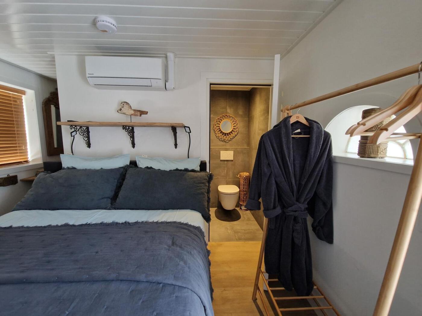 Bed & Breakfast Hoeve Happiness - Ontbijt Inbegrepen - Wellness Aanwezig ฟัวร์เธาเซอ ภายนอก รูปภาพ