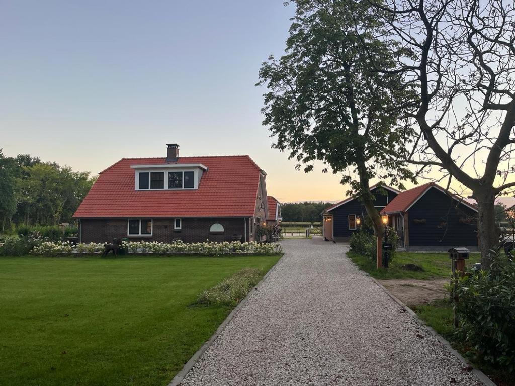 Bed & Breakfast Hoeve Happiness - Ontbijt Inbegrepen - Wellness Aanwezig ฟัวร์เธาเซอ ภายนอก รูปภาพ