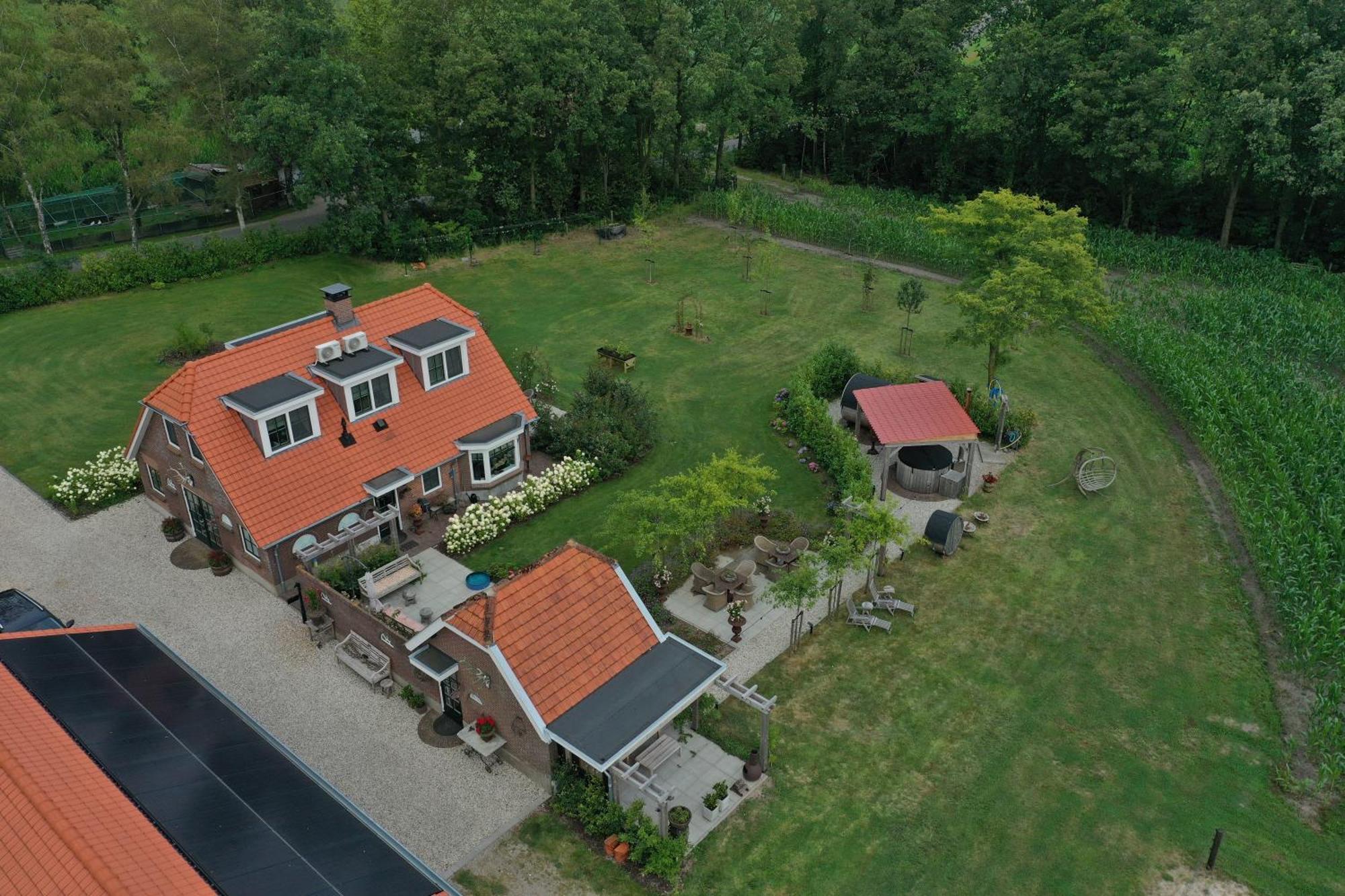 Bed & Breakfast Hoeve Happiness - Ontbijt Inbegrepen - Wellness Aanwezig ฟัวร์เธาเซอ ภายนอก รูปภาพ