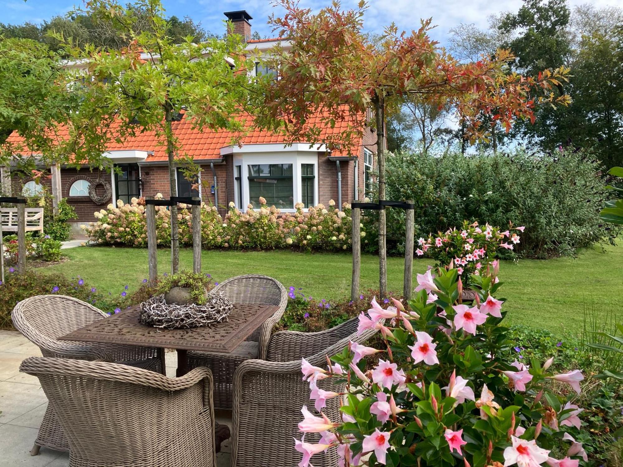 Bed & Breakfast Hoeve Happiness - Ontbijt Inbegrepen - Wellness Aanwezig ฟัวร์เธาเซอ ภายนอก รูปภาพ